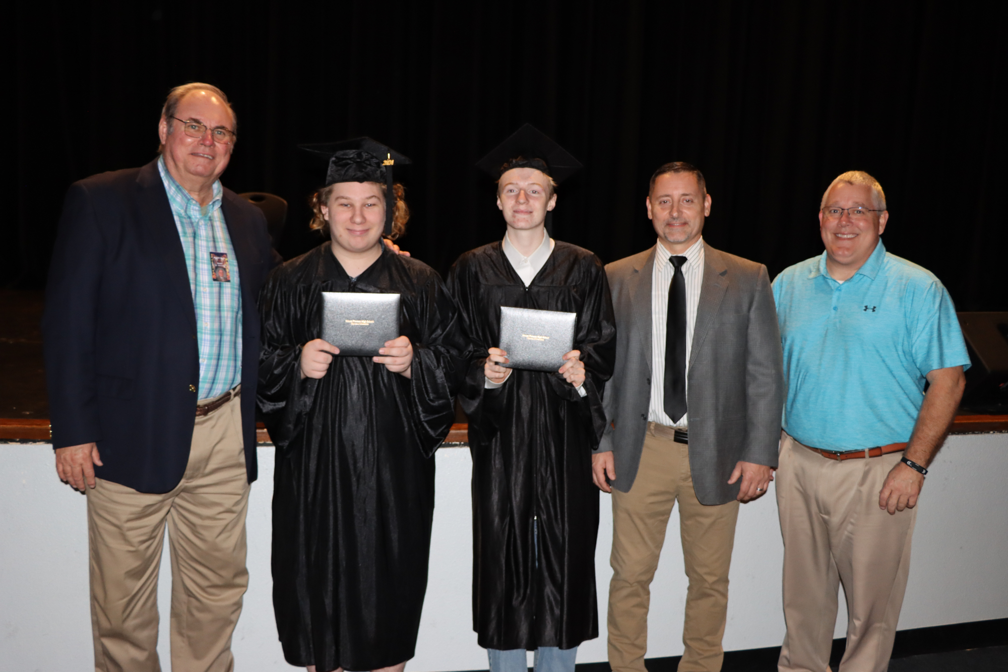 Mount Pleasant High School celebrates fall graduates